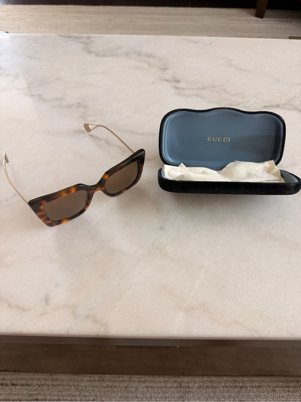 Gucci GG0435S 003 Havana Gold Square Sunglasses + Case